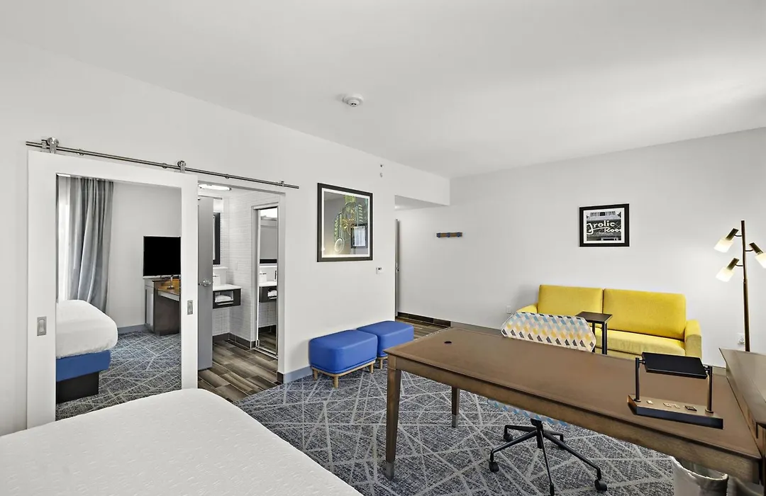 Hampton Inn & Suites Los Angeles/Hollywood, Ca-1