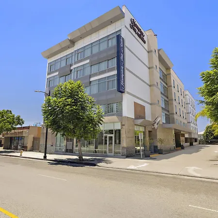 Hampton Inn & Suites Los Angeles/Hollywood, Ca-3